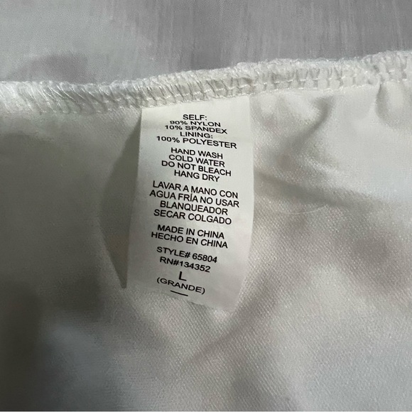 Ambiance Apparel white lace skirt size L NWOT - Picture 4 of 4